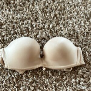 NWOT Upbra Seamless Strapless convertible Bra - Cream sz 34B push up
